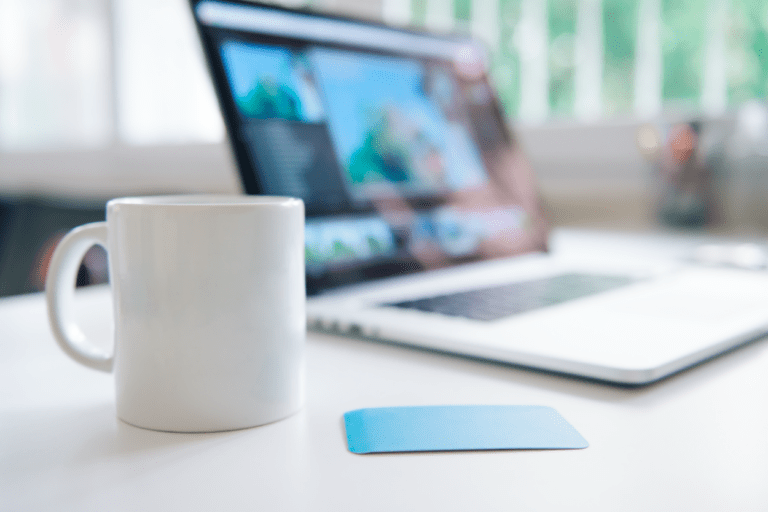 A laptop with online SEM training