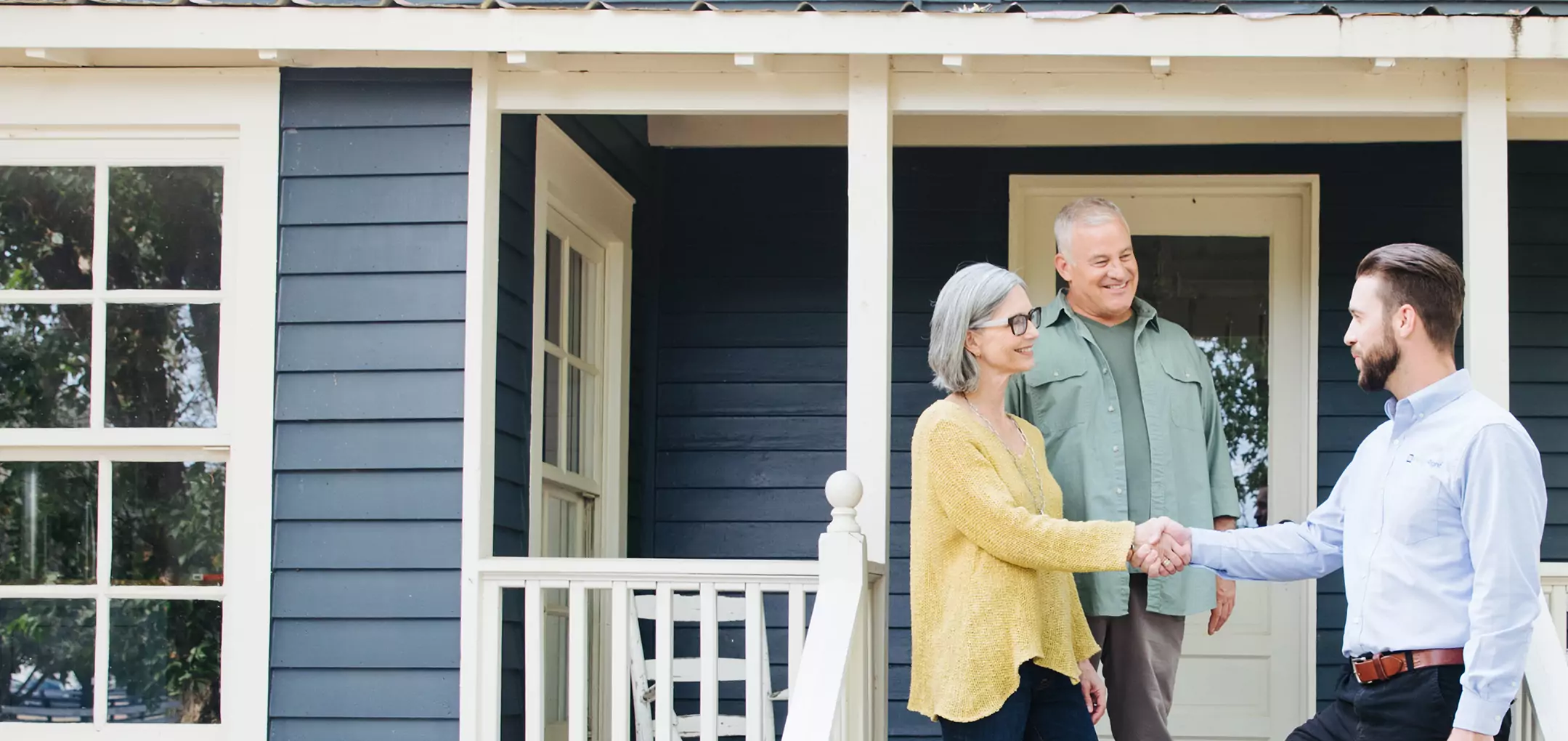 TVA Energy Expert meets with homeowners